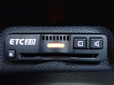 ■【ETC車載器】が装備されています。セットアップをしてお渡しとなり、ETCカードを差し込むだけで高速道路の利用が可能です。