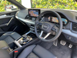 Audiのインテリアはエクステリア同様、優れたデザイン性とクオリティ、そして機能性を兼ね備えております。