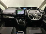 全方位で視界が広い。気持ちがよくて、運転もしやすい。1列目から3列目まで、すべての席がゆったりと座れるスペシャルシートです♪