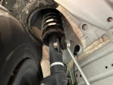 お車を安心してお乗りいただく為には、足回りの定期点検が欠かせません。サービスサポート(有償保証)では無料点検もご提供しており、安心のカーライフをお過ごしいただけるサポート体制が整っています。