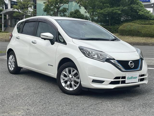 ノート 1.2 e-POWER X FOUR 4WD 修復歴無し