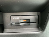 ここに ETC付いております。高速道路の料金所もスイスイ♪