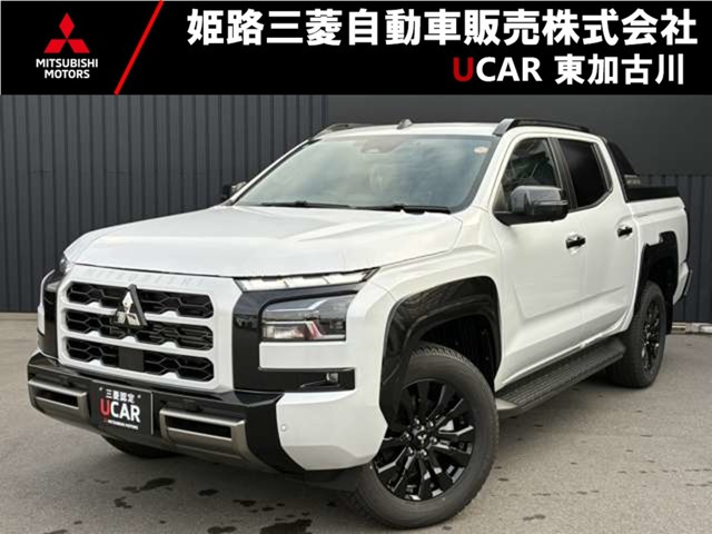 トライトン 2.4 GSR ディーゼル 4WD 