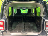 後席を格納すると、これだけの広さが!シーンに合わせたシートアレンジで、大きな荷物も積むことが出来ます♪
