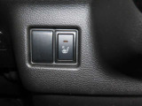 運転席にシートヒーター装備☆