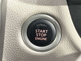 【プッシュ式エンジン】プッシュ式エンジンスタートでブレーキを踏んでボタンを押すだけでエンジン始動がスムーズ!!鍵をカバンに入れているだけでエンジンの始動が可能★とても便利な機能です