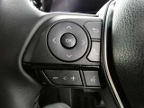 Bluetooth接続でハンドルを握ったままステアリングスイッチで電話のワイヤレス通信が可能です。