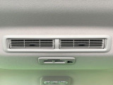 【サーキュレーター】エアコンの風を後部座席まで届けてくれ、広い車内空間でも素早く快適な温度になります♪真夏や真冬に便利な機能です。
