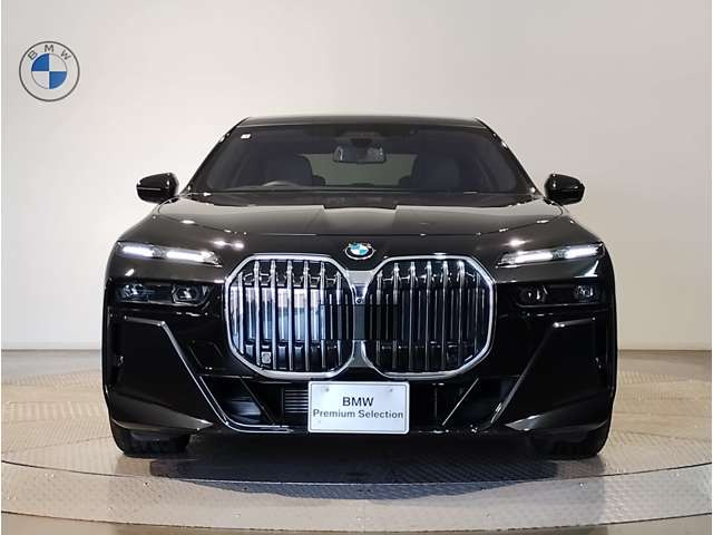 純正　カスタムブラックエディション　3シリーズ　5シリーズ　7シリーズ BMW 7シリーズ 740d xドライブ Mスポーツ 4WD の中古車詳細 (30,000km