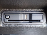 ■【ETC車載器】が装備されています。セットアップをしてお渡しとなり、ETCカードを差し込むだけで高速道路の利用が可能です。