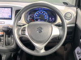 【純正革巻きステアリング】上質な革を使用することで、手にしっかり馴染みとても運転しやすいハンドルです♪