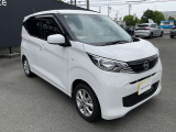 弊社の新車店舗にてサンプルカーとして使用していた車です。