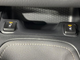 【前席シートヒーター】寒い日に重宝するシートヒーター!エアコンより早く温まってくれるので寒がりの人も安心ですね♪エアコンの温風は乾燥するから苦手、という方にもをおすすめです。