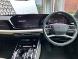 指定工場で車検までご対応可能。6ベイを完備したサービス工場を併設し、快適なAudiライフをサポートします。詳しくは0078-6002-900146中古車スタッフまで