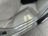 ステップで乗り降り楽々♪
