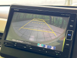 【バックカメラ】駐車時に後方がリアルタイム映像で確認できます。大型商業施設や立体駐車場での駐車時や、夜間のバック時に大活躍!運転スキルに関わらず、今や必須となった装備のひとつです!