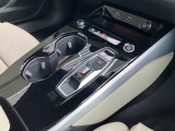 そのモデルの特性に合わせたトランスミッションを採用することにより、駆動力への伝達効率が高く、燃費性能にも大きく寄与しています。詳しくは0078-6002-900146中古車スタッフまで