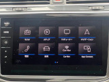 スマートフォン用アプリ[Apple CarPlay][Android Auto]対応の純正ナビ Discover Pro を装備、ラジオのほか、USB、Bluetoothハンズフリー通話にも対応。