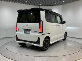 車両状態証明書付き車両です。車両状態を検査員が評価をし、結果を点数で表示しております。1台1台プロの目で事細かにチェックしている車両ですので、安心してお買い求めしていだけます。