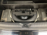 スペアタイヤを装備。いつどこで起こるかわからないパンクやタイヤトラブル、いざという時に安心です。
