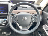 【純正革巻きステアリング】上質な革を使用することで、手にしっかり馴染みとても運転しやすいハンドルです♪