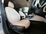 BMW Premium Selection 調布/〒182-0015東京都調布市八雲台2-14-1/TEL.042-426-1166/営業時間:10:00-18:00