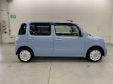 軽自動車、小型車を中心に常時300台展示車を御用意させて頂いております