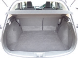 ◆定員乗車時のカーゴルームです。普段のお買い物の荷物やたくさんの収納が可能です。