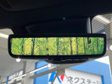 【デジタルインナーミラー】後席の大きな荷物や同乗者で後方が確認しづらい時でも安心!カメラが撮影した車両後方の映像をルームミラー内に表示。クリアな視界で状況の確認が可能です!