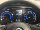 【メーター】メーター内のカラーディスプレイには運転をサポートするさまざまな情報を表示!