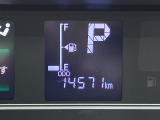 たとえばダイハツのお店にある、たくさんのスマアシ搭載車は、正常に作動する事をしっかり確認します。
