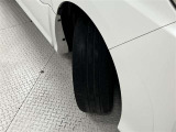 タイヤサイズは205/55R16!納車前の点検時にタイヤ交換させていただきます!スペアタイヤがついていて、不測の事態が起きても安心です!