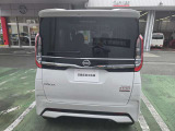 後方にも踏み間違い防止アシスト機能付き