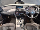 ☆センターパネルを運転席側に僅かに傾けたBMW独特のインパネ☆【駆け抜ける歓び】はここからもスタートしております☆