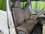 ドライバーによって運転しやすいポジションは異なり、あの車はどうなのか不安なこともありますよね。気になるお車は店頭で乗り込んでご確認いただけます♪