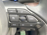 【レーダークルーズコントロール】高速道路での長距離走行が楽に!!自動で速度を保つクルーズコントロールが、衝突軽減システムと連携し、前方の車両を感知して車間を保つように速度調節してくれます!!