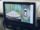 【パノラミックビューモニター】専用のカメラにより、上から見下ろしたような視点で360度クルマの周囲を確認することができます☆死角部分も確認しやすく、狭い場所での切り返しや駐車もスムーズに行えます。