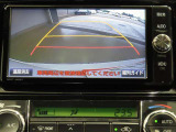 バックガイドモニターで、後方を確認しながら安心して駐車することができます。運転初心者も熟練者も必須の機能ですよ!