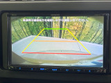 【バックカメラ】駐車時に後方がリアルタイム映像で確認できます。大型商業施設や立体駐車場での駐車時や、夜間のバック時に大活躍!運転スキルに関わらず、今や必須となった装備のひとつです!
