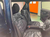ご覧いただきありがとうございます!安心保証付きの展示車を多数揃えておりますのでお気軽にお尋ねください。