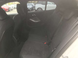 【エアバック】BMWのエアバックやその他の安全装備は、互いに補完しあう事で徹底した安全性を貫きます。万一の事故の際にそれぞれ最適な保護を提供してくれます!