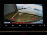バックカメラが付いているので後方確認が非常にしやすいです。今や運転初心者も熟練者も必須装備!ついていて損はないですね♪