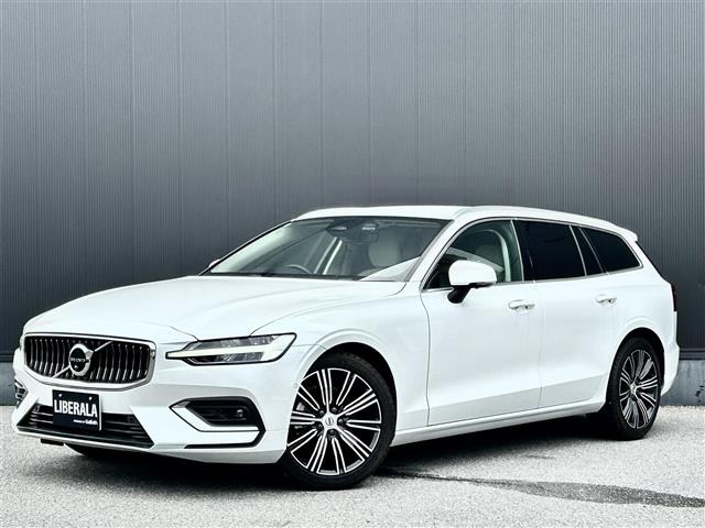 V60 アルティメット B4 本革シート 修復歴無し