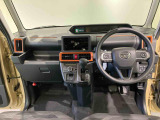 納車前にはプロのメカニックが点検、整備を行いますので安心してお乗り頂けます!!