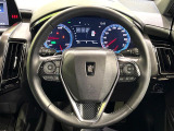 【純正革巻きステアリング】上質な革を使用することで、手にしっかり馴染みとても運転しやすいハンドルです♪