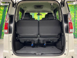 普段のお買い物や通勤、送迎等に十分な荷室スペースを確保しております。セカンドシートを倒すと、大きな荷物の積載も可能です♪