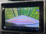 【バックカメラ】駐車時に後方がリアルタイム映像で確認できます。大型商業施設や立体駐車場での駐車時や、夜間のバック時に大活躍!運転スキルに関わらず、今や必須となった装備のひとつです!
