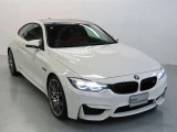 ロングノーズ、ショートデッキというBMWクーペ特有のスタイリングは、力強さを演出しております。