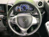 【ステアリングスイッチ】運転中、前方から目線をそらすことなく、オーディオ等の操作が可能な便利機能!安心&快適なドライブを演出してくれます♪