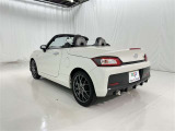 爽やかな季節にはオープンカーでドライブ出来ますね。 暗くなりがち車内でも明るく清々しい気持ちになりますよ。